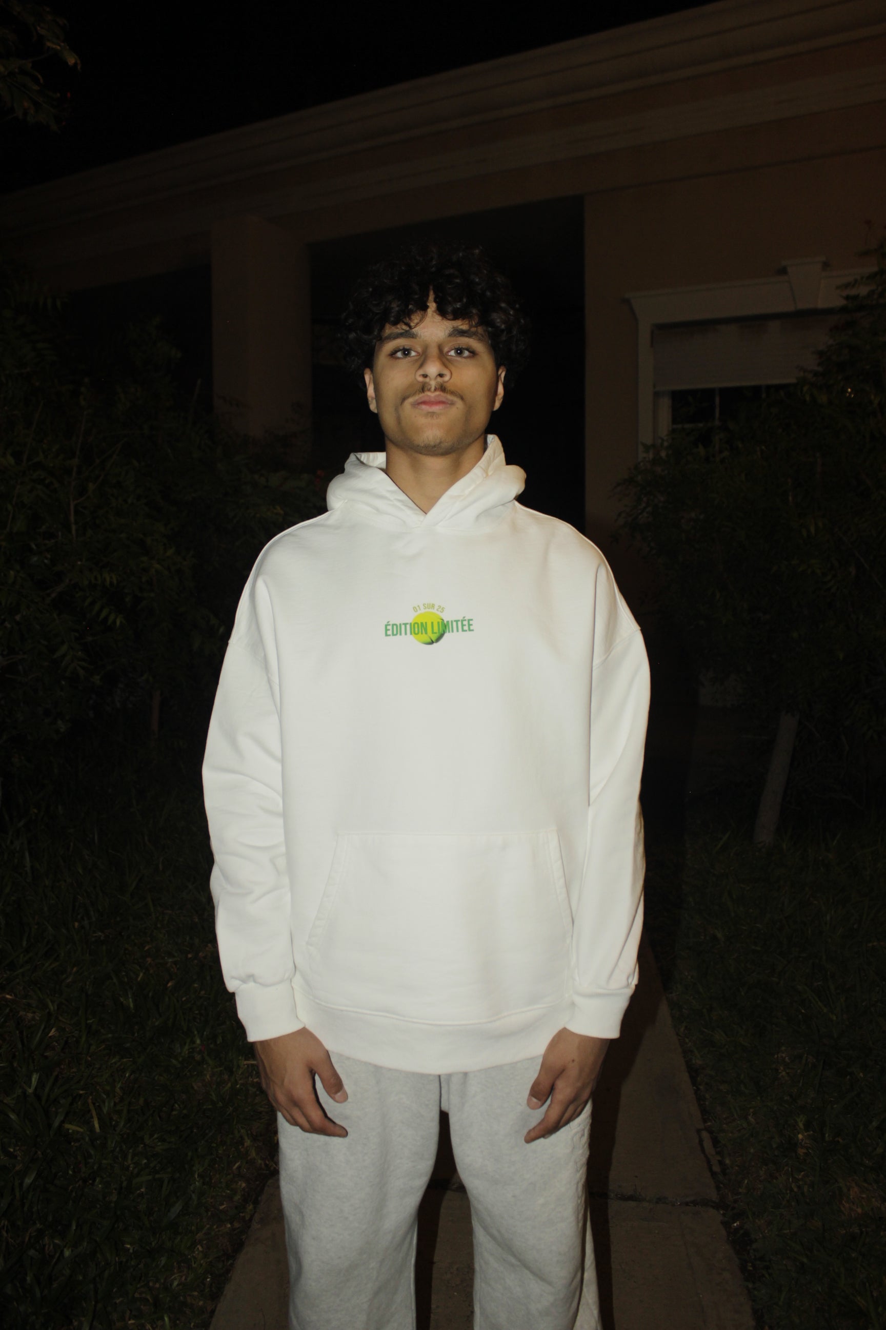 Club de Loiré Hoodie - White