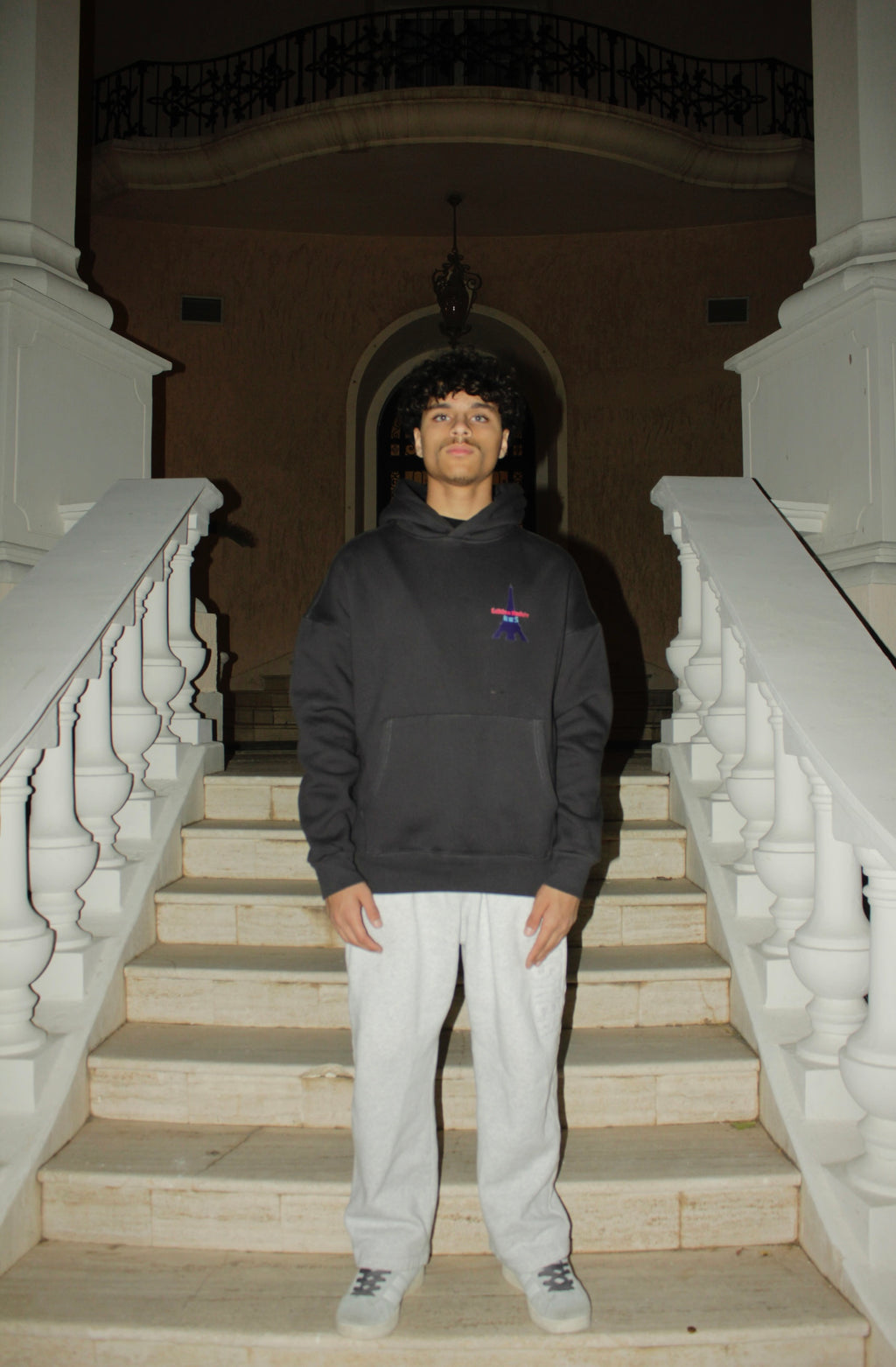 Amour de Paris Hoodie - Black