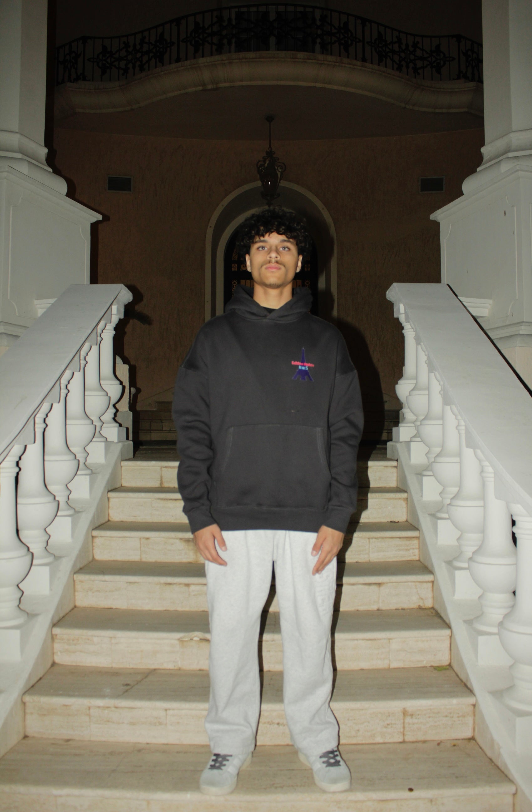 Amour de Paris Hoodie - Black